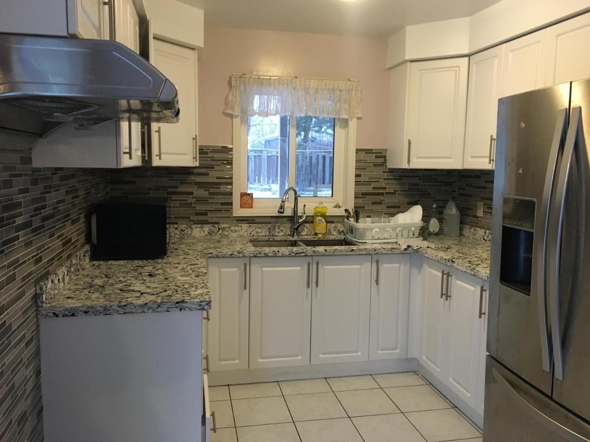 Homehouse Toronto Luaran gambar